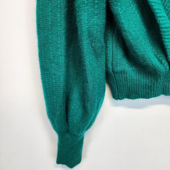 Vintage Sideffects Sweater Size M Green Pearl Buttons Balloon Sleeve Deep Neck - Picture 11 of 16